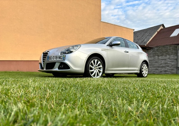 Alfa Romeo Giulietta cena 26200 przebieg: 186300, rok produkcji 2011 z Sławków małe 46